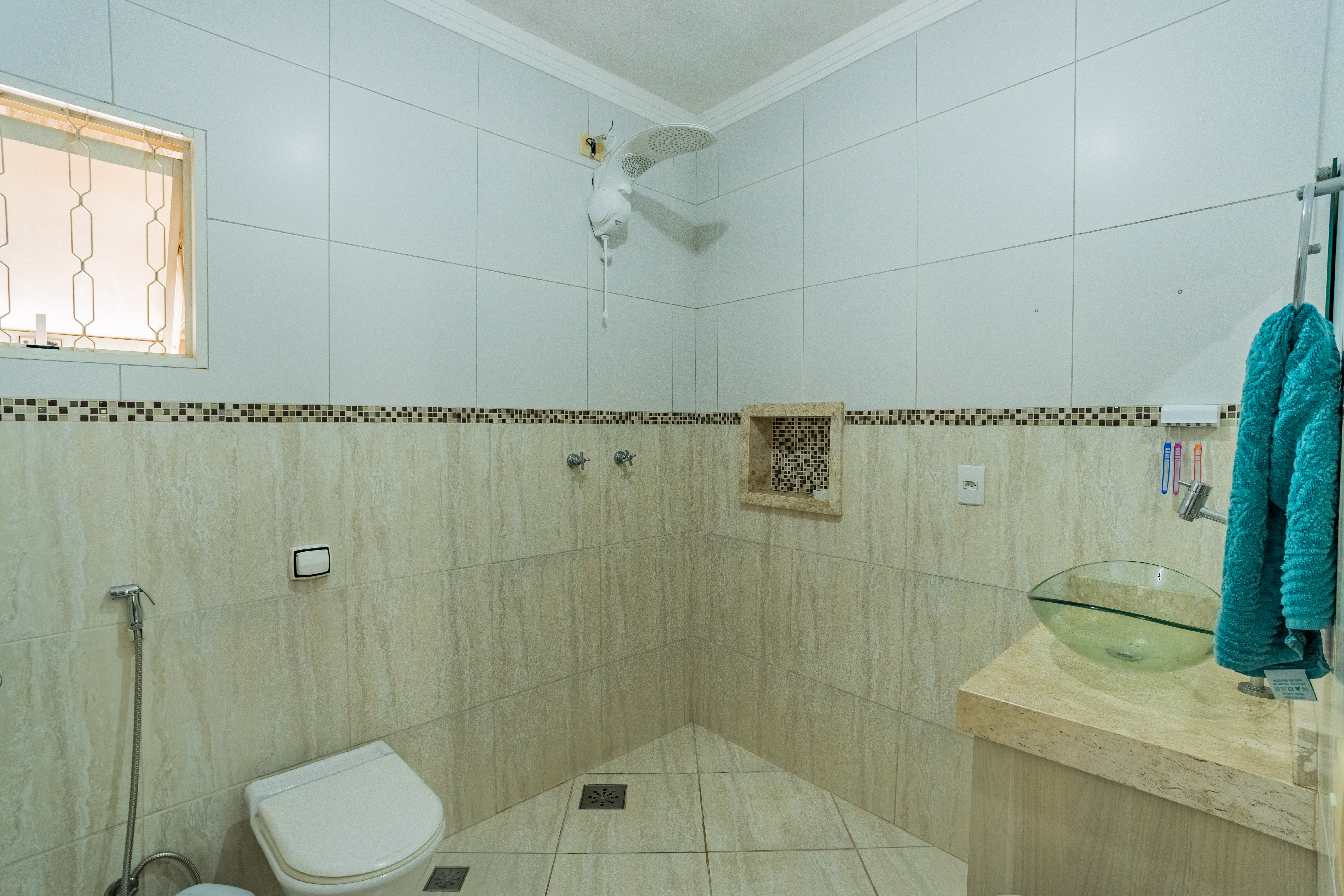 Imagem Sobrado com 3 Quartos à Venda, 398 m² em Jardim Aeronave de Viracopos - Campinas