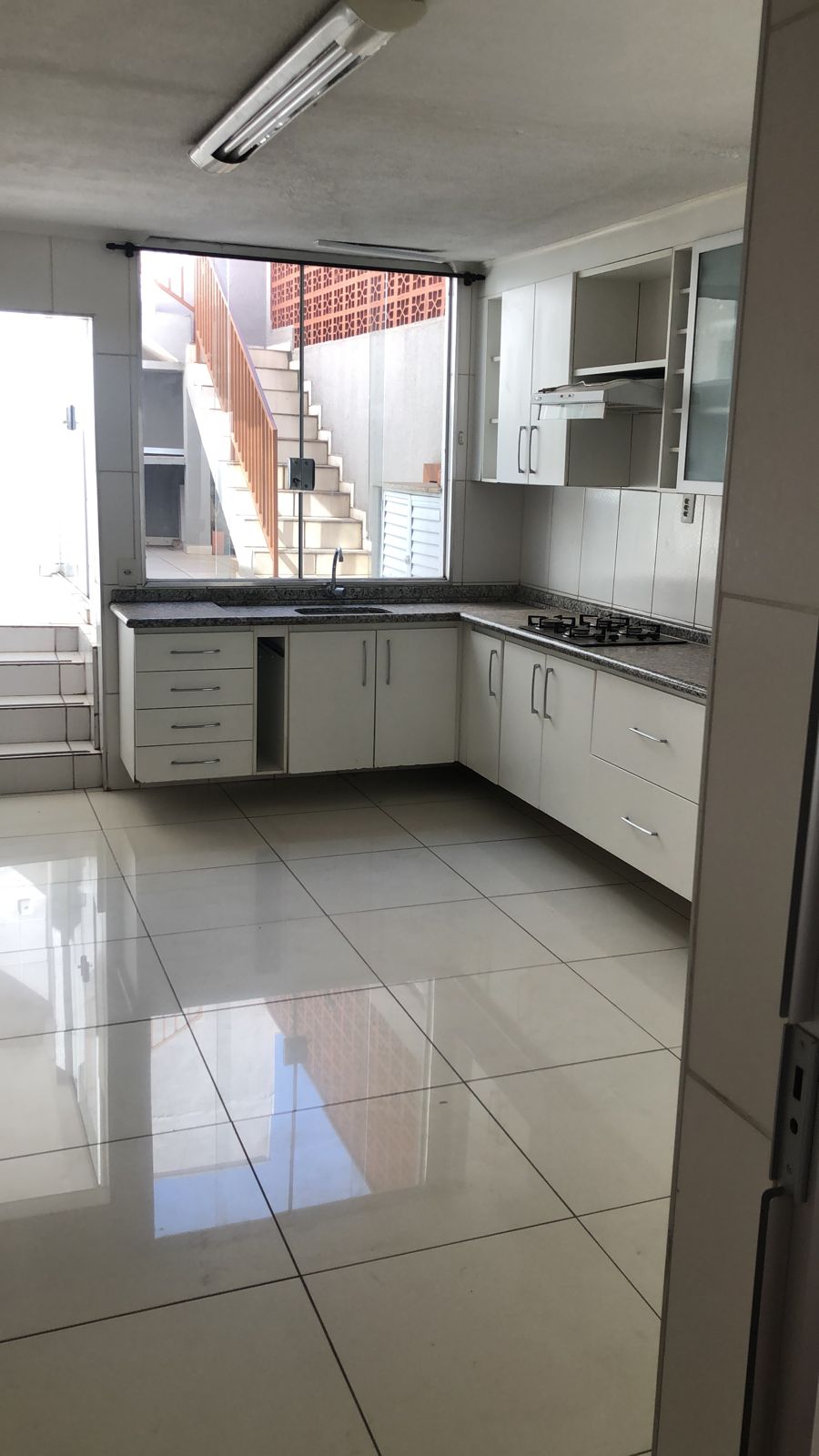 Casa com 3 Quartos à Venda ou Locação, 135 m² em Vila Rami - Jundiaí