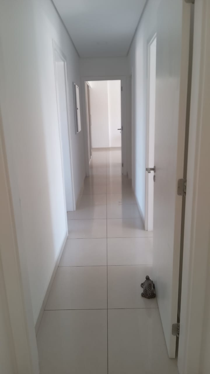 Imagem Apartamento com 4 Quartos à Venda, 208 m²em Pedregulho - Guaratinguetá