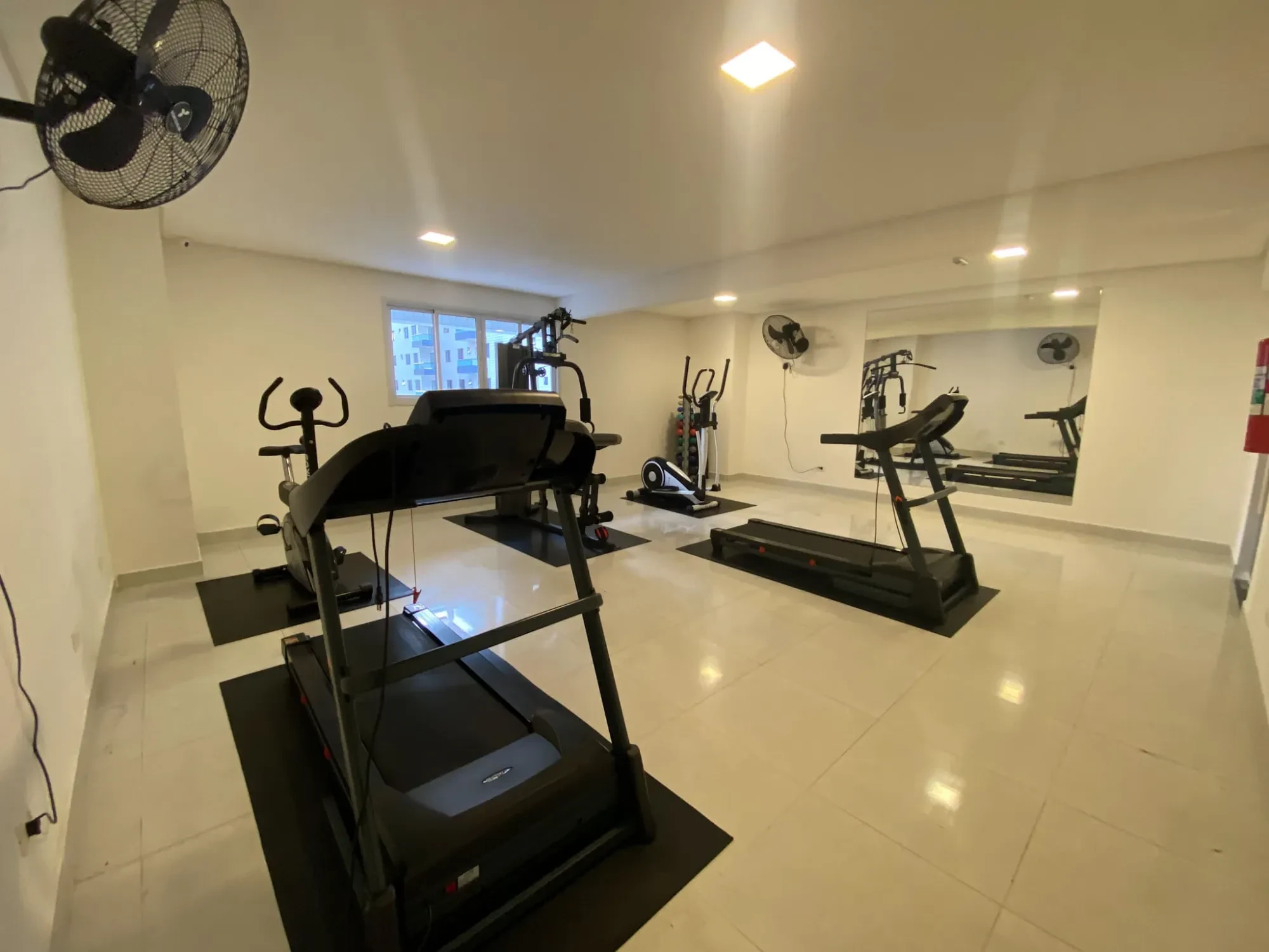 Imagem Apartamento com 2 Quartos à Venda, 90 m² em Ocian - Praia Grande