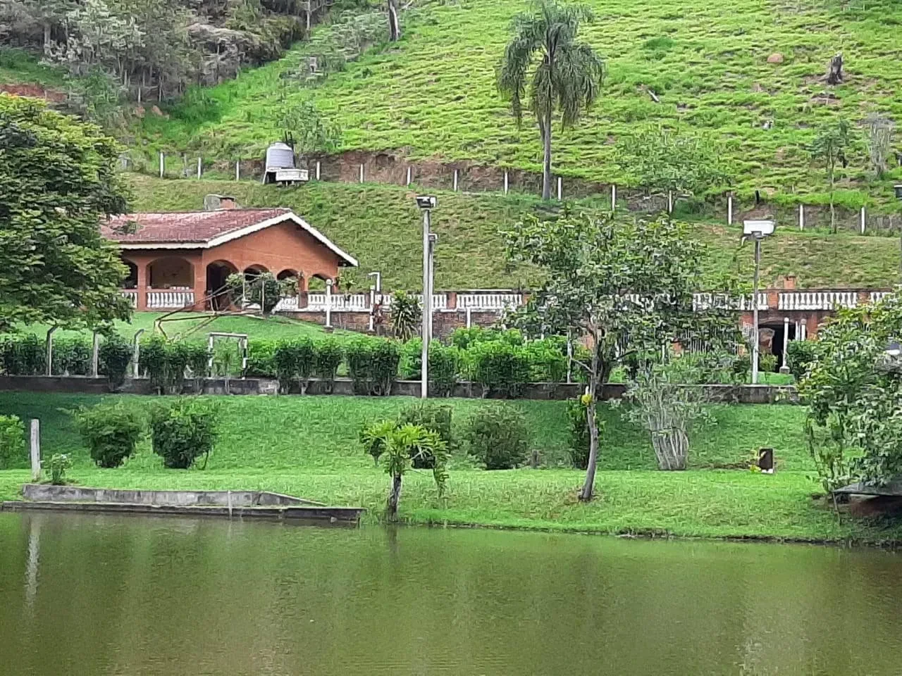 Chácara com 4 Quartos à Venda, 464 m² em Botujuru (Botujuru) - Campo Limpo Paulista