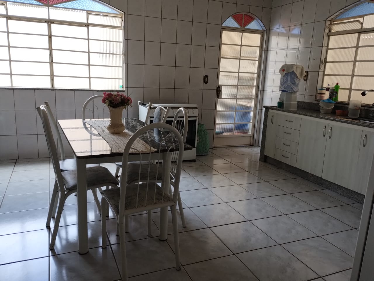 Imagem Casa com 3 Quartos à Venda, 486 m²em Sevilha (2ª Seção) - Ribeirão das Neves