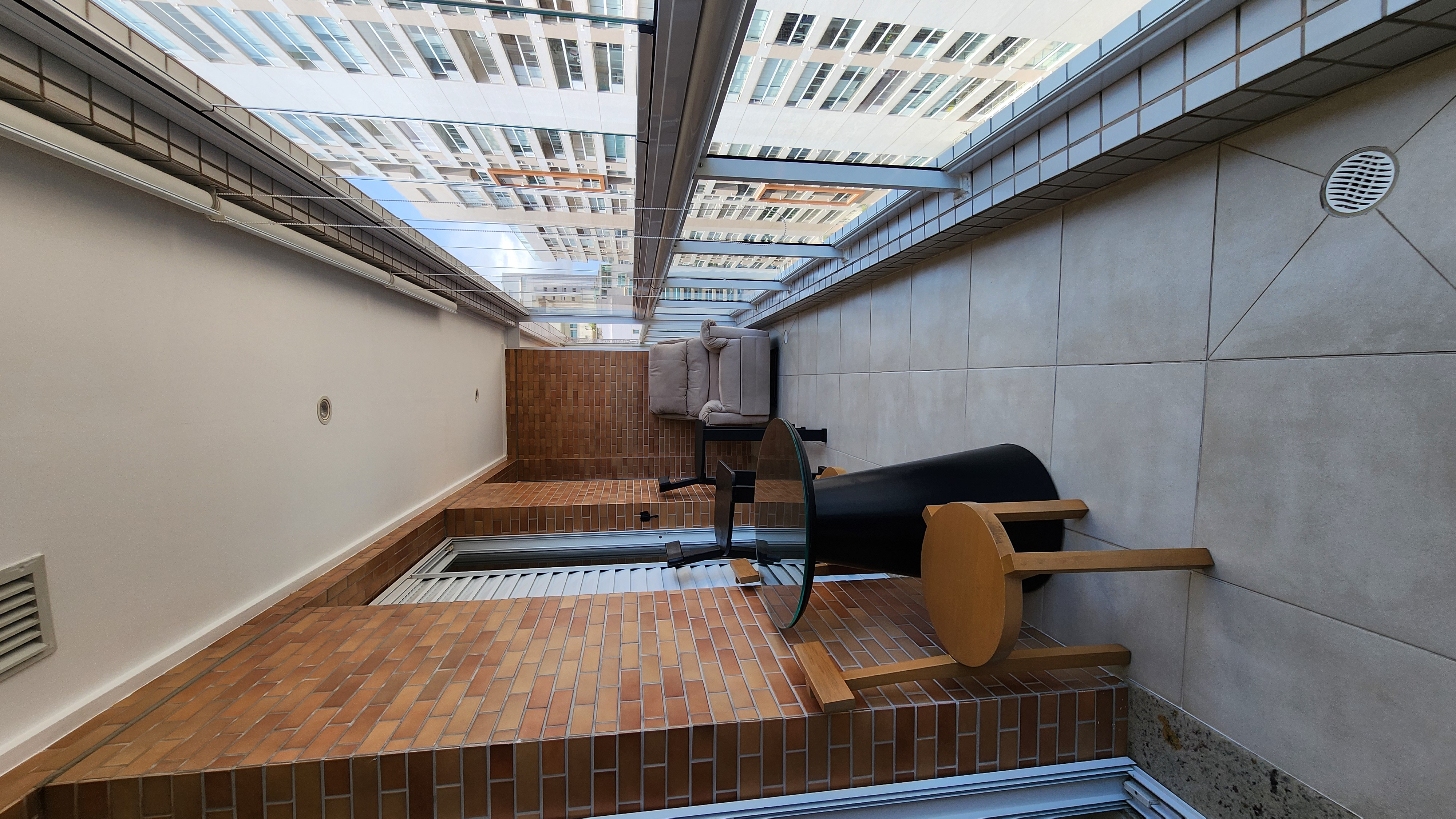 Imagem Apartamento com 2 Quartos à Venda, 99 m²em Gonzaga - Santos