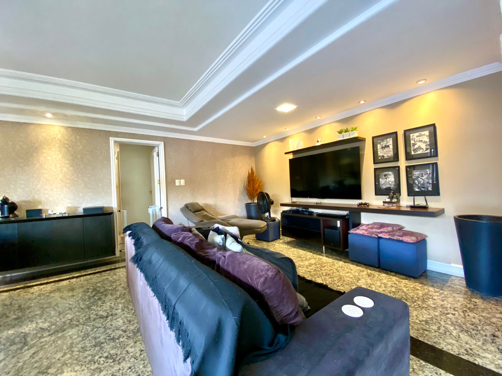 Imagem Apartamento com 3 Quartos à Venda, 270 m²em Nazaré - Belém