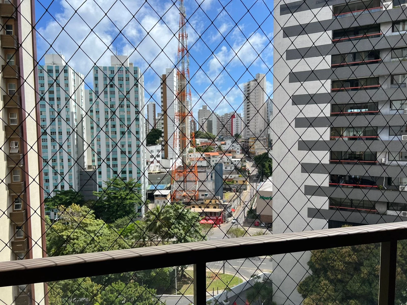 Imagem Apartamento com 1 Quarto para Alugar, 44 m² em Canela - Salvador