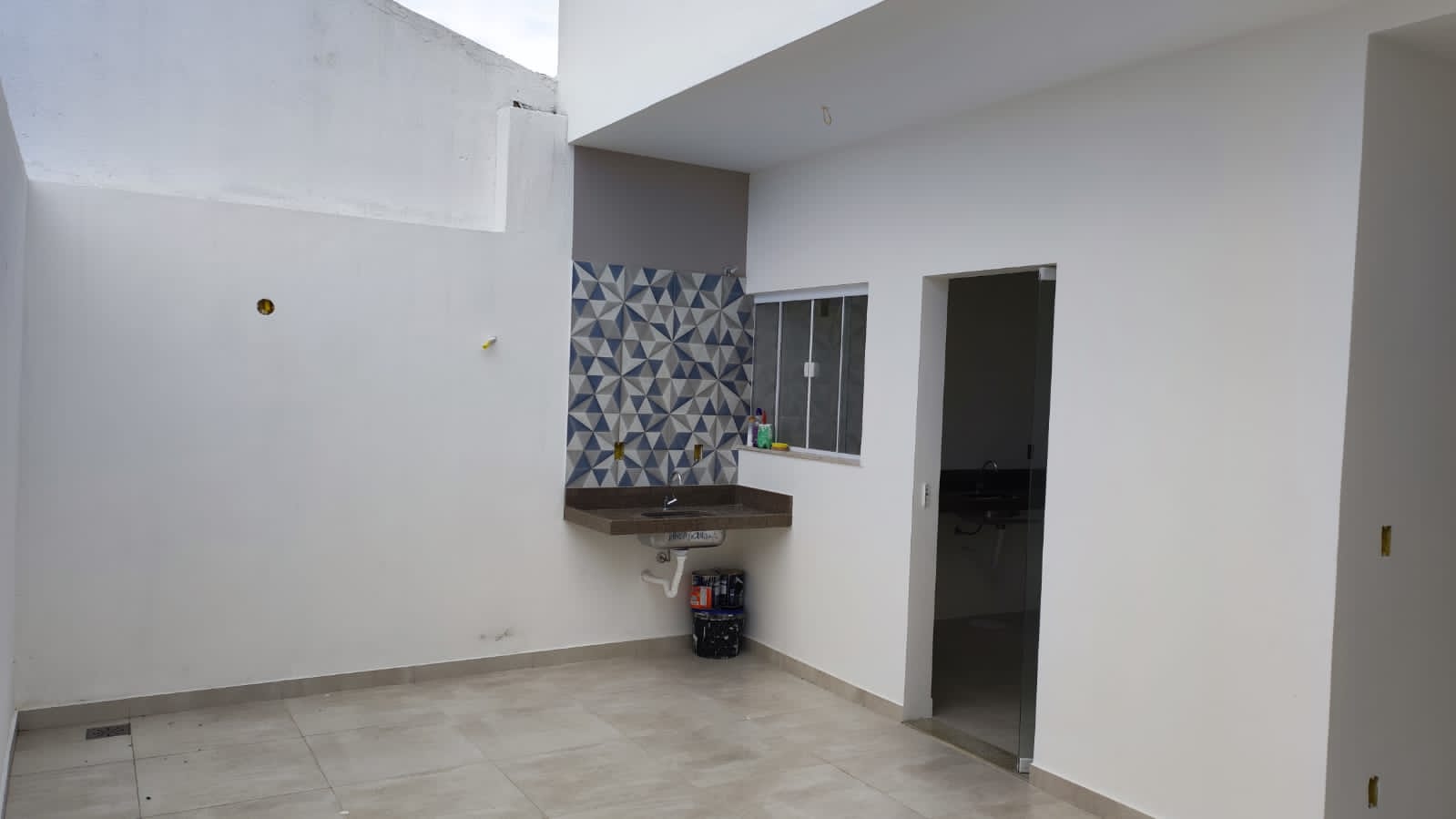 Imagem Casa com 4 Quartos à Venda ou Locação, 999 m² em Novo Horizonte - Macaé