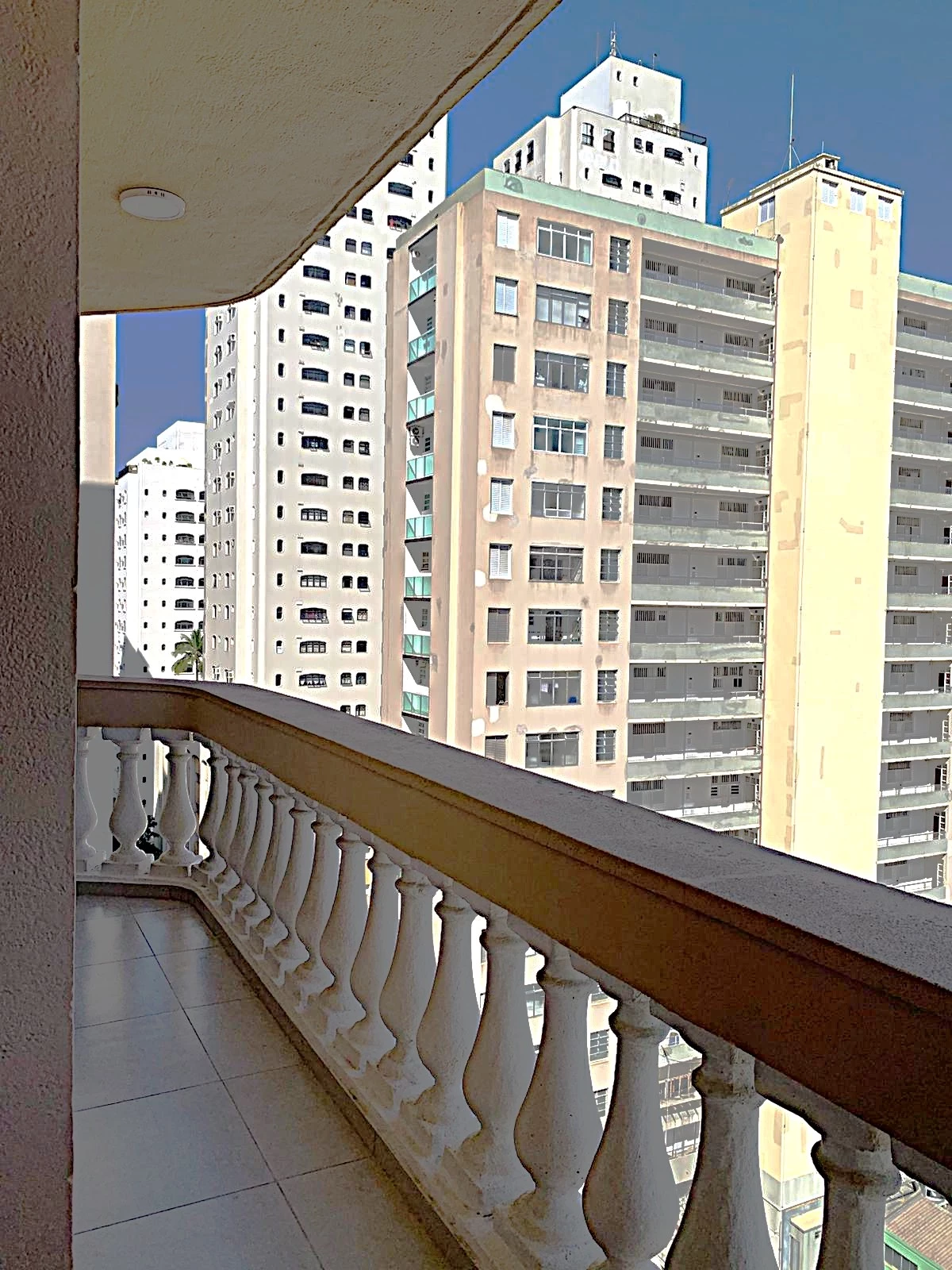 Imagem Apartamento com 3 Quartos à Venda, 129 m² em Pitangueiras - Guarujá