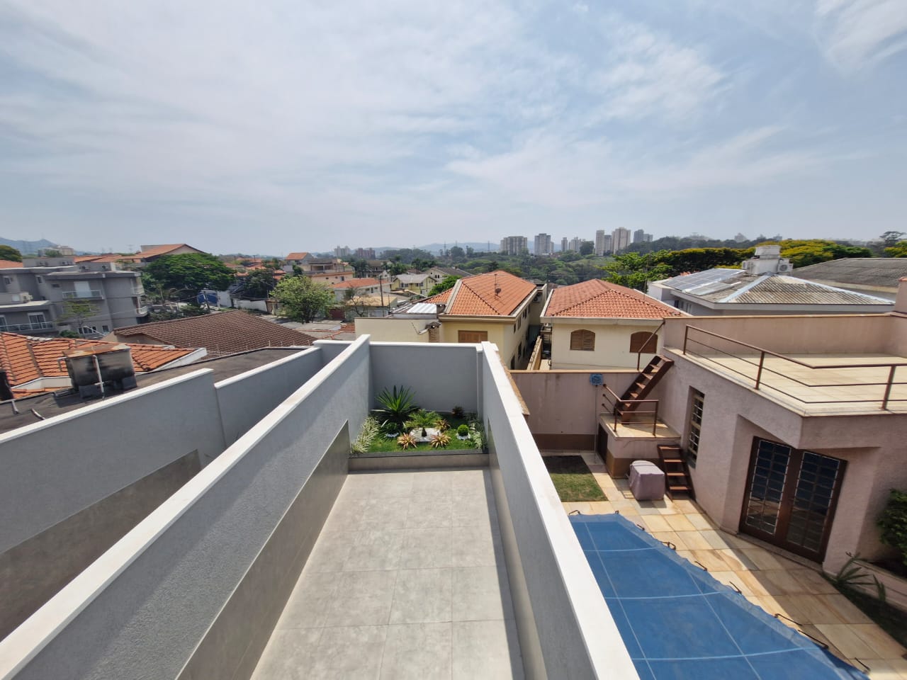 Imagem Sobrado com 3 Quartos à Venda, 185 m²em Parque São Domingos - São Paulo