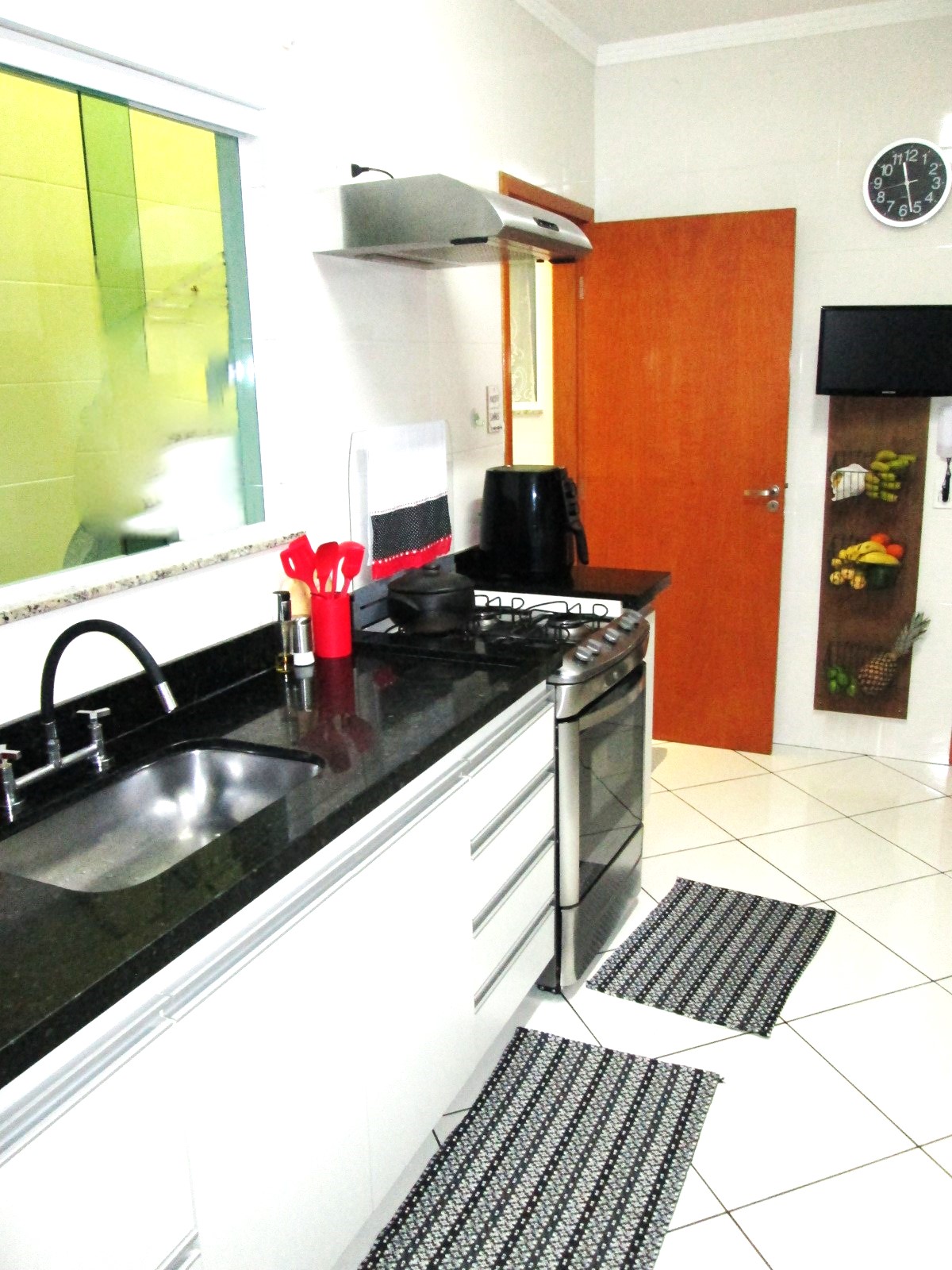 Imagem Casa de Condomínio com 3 Quartos à Venda, 101 m²em Vila Rosa - São Paulo