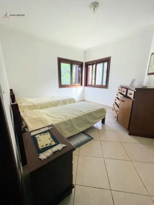 Imagem Casa com 5 Quartos à Venda, 480 m² em Park Imperial - Caraguatatuba