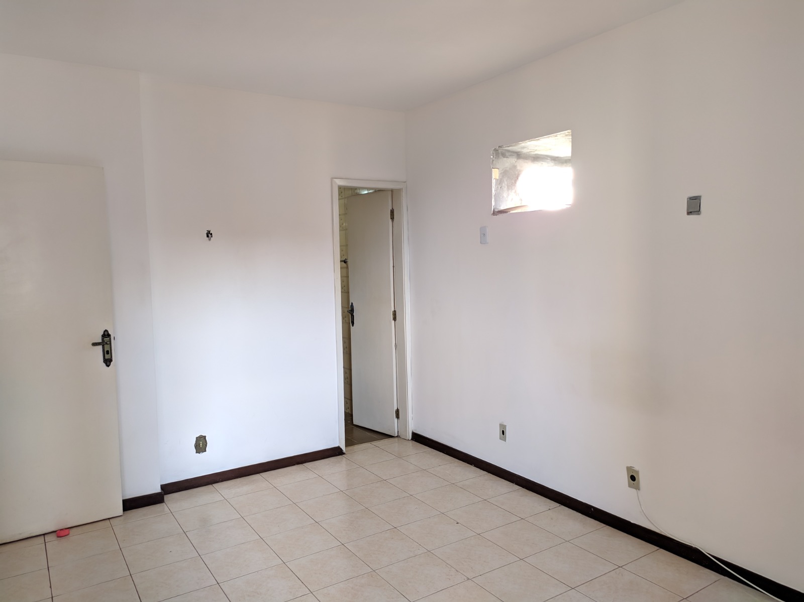 Imagem Apartamento com 4 Quartos para Alugar, 200 m²em Jurunas - Belém
