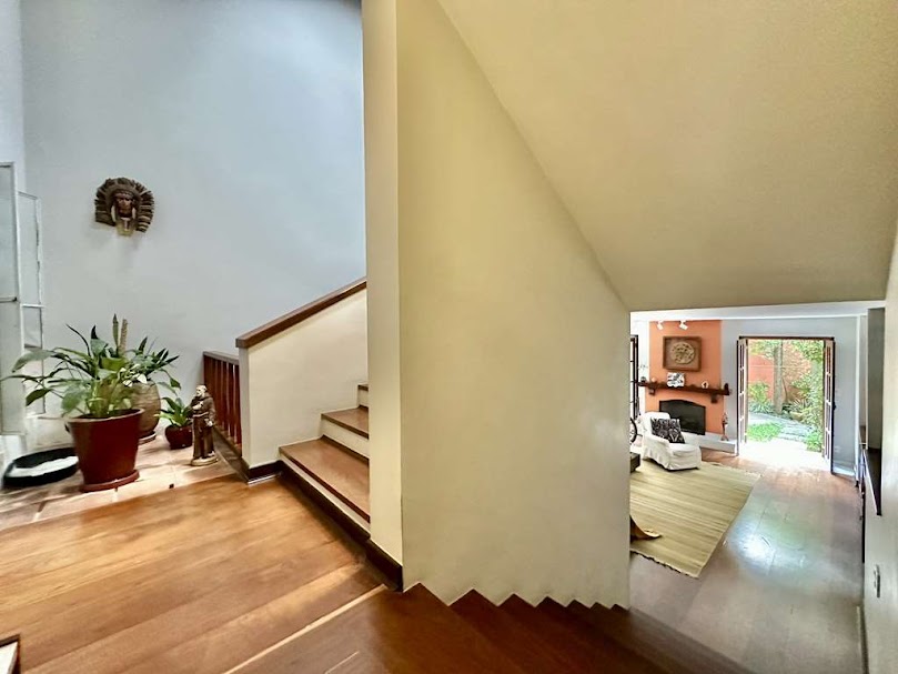 Foto do imóvel: Casa com 4 Quartos à Venda, 228 m² em Jardim Jussara - São Paulo