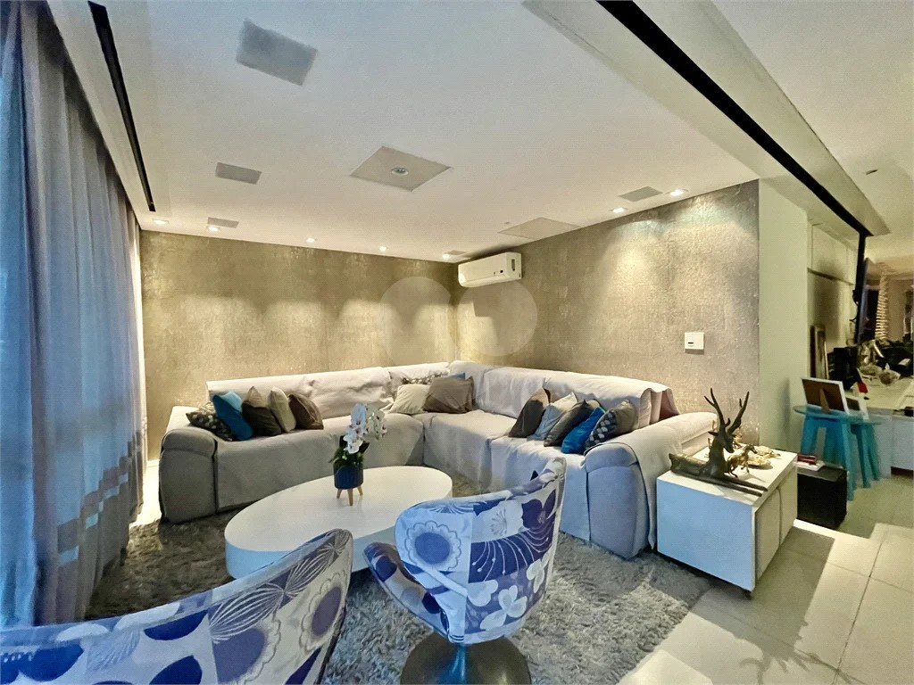 Imagem Apartamento com 4 Quartos à Venda, 230 m²em Icaraí - Niterói