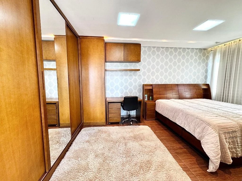 Imagem Casa com 4 Quartos à Venda, 375 m² em Parque Xangri-Lá - Contagem