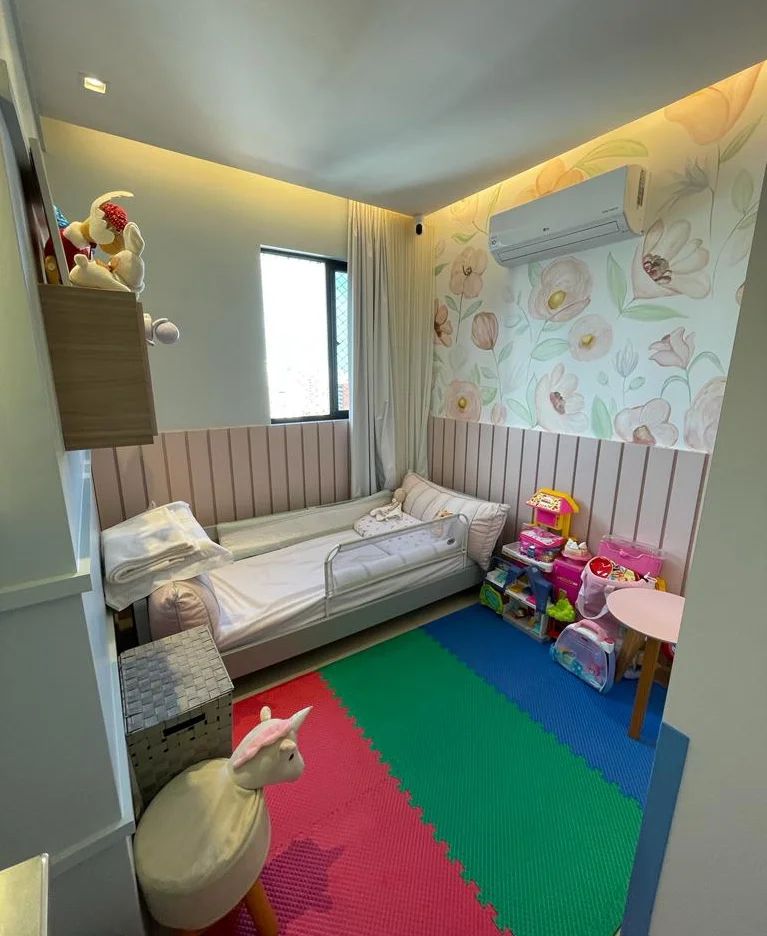 Imagem Apartamento com 2 Quartos à Venda, 65 m²em Meireles - Fortaleza