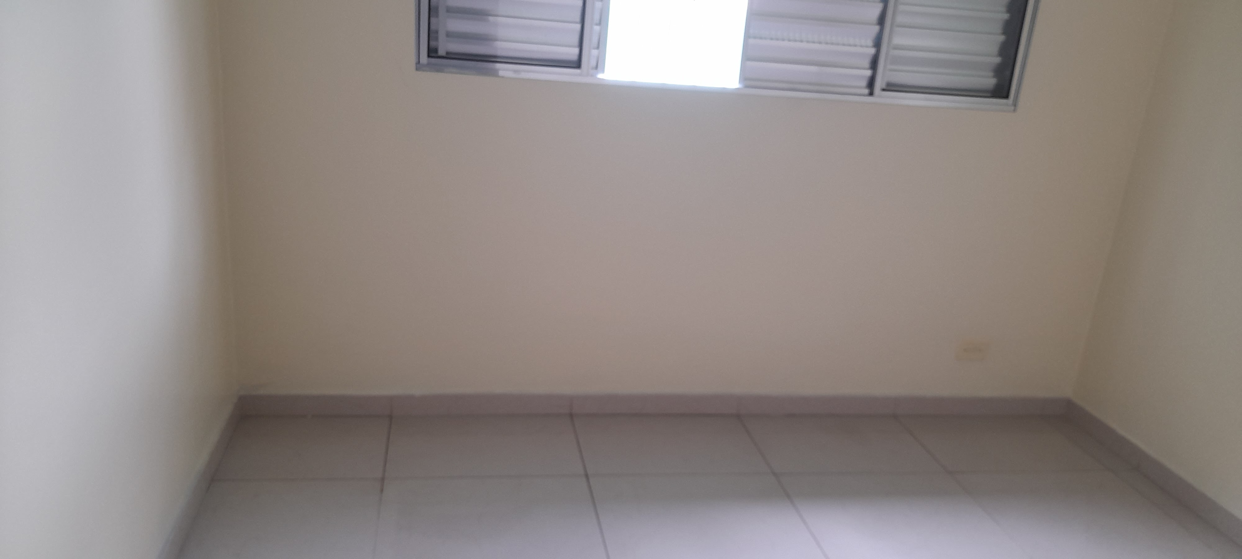 Imagem Casa com 4 Quartos para Alugar, 200 m²em Jardim Figueira Grande - São Paulo