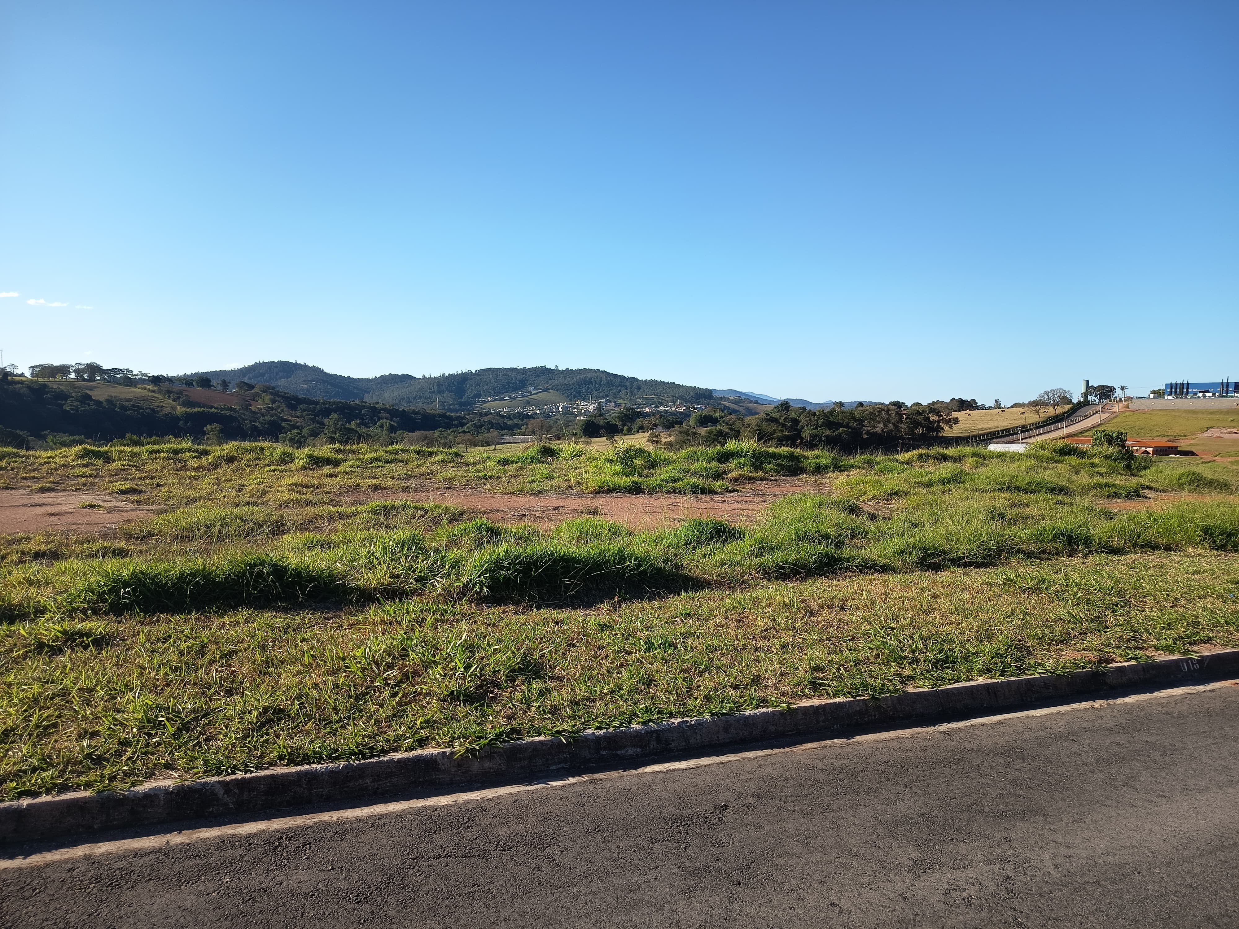 Imagem Terreno em Condomínio à Venda, 380 m² em Laranja Azeda - Atibaia