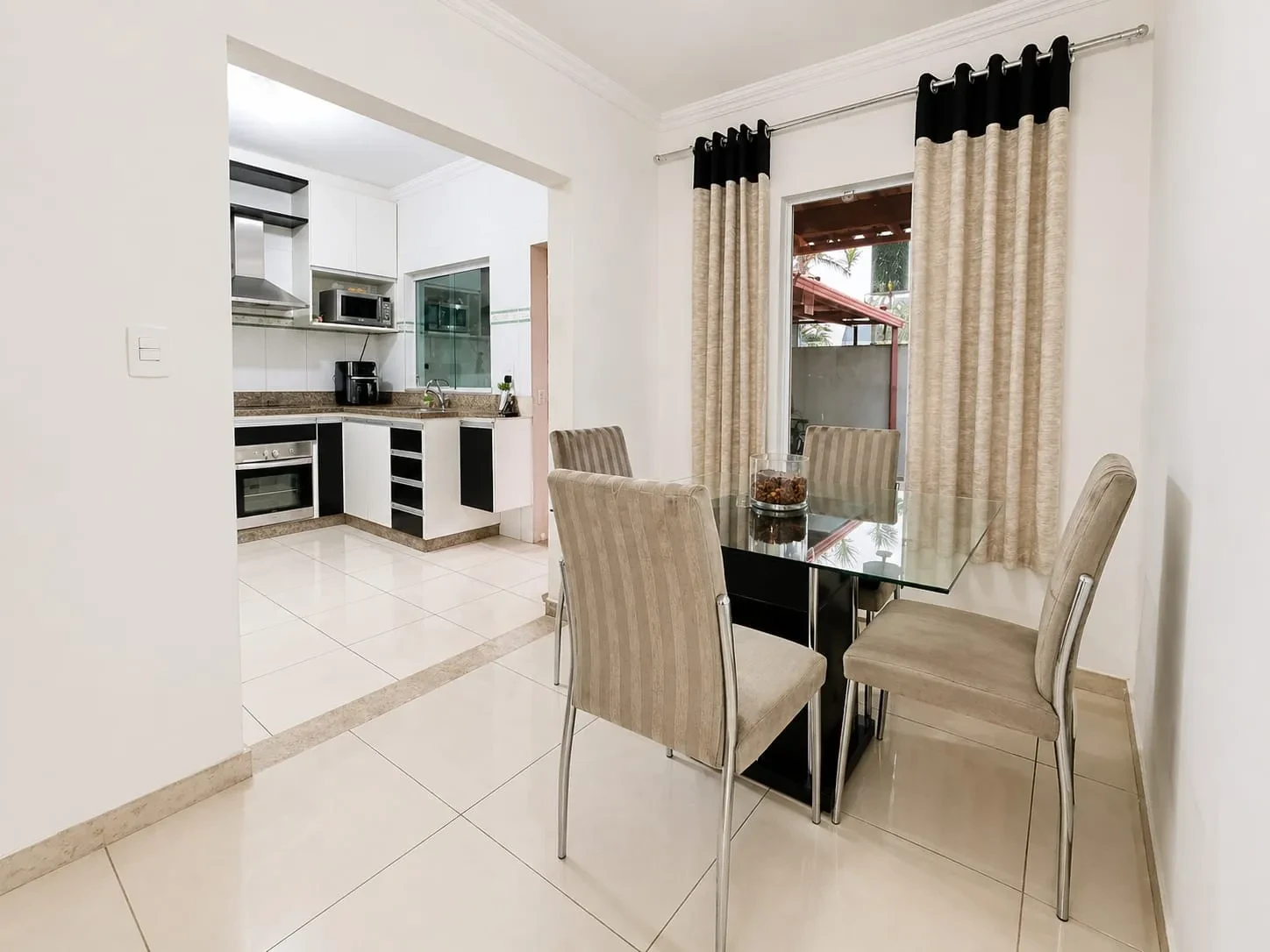 Imagem Casa com 3 Quartos à Venda, 140 m² em Santa Branca - Belo Horizonte