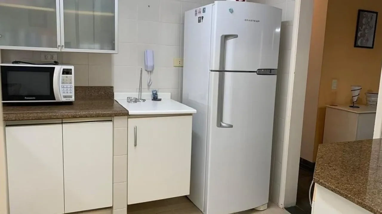Imagem Apartamento com 2 Quartos à Venda, 70 m² em Enseada - Guarujá