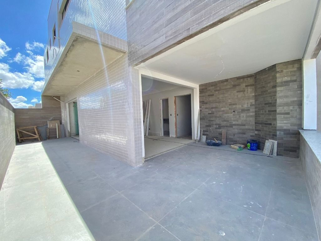 Apartamento com 4 Quartos à Venda, 148 m² em Jaraguá - Belo Horizonte