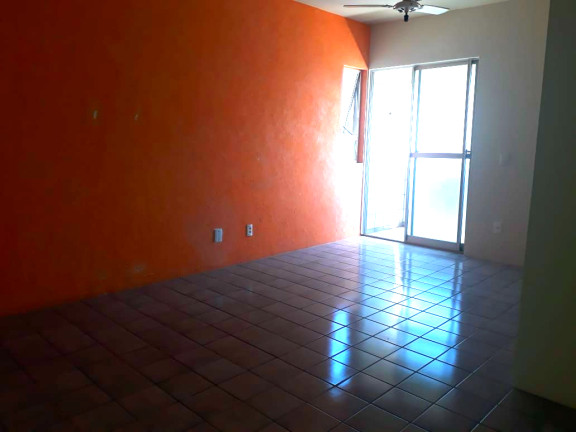 Imagem Apartamento com 2 Quartos à Venda, 57 m²em Candeias - Jaboatão dos Guararapes