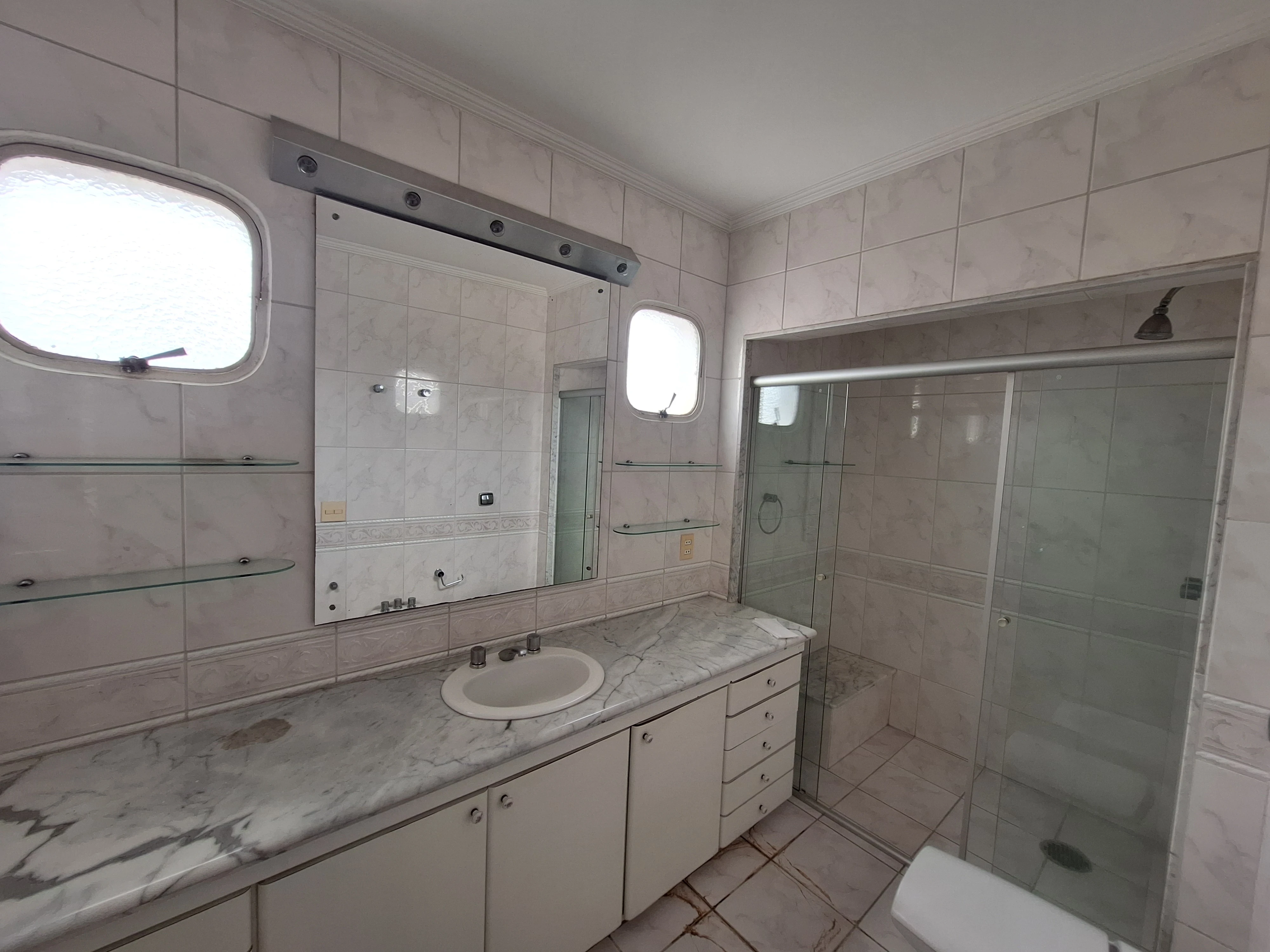 Foto do imóvel: Apartamento com 3 Quartos à Venda, 200 m² em Jardim Europa - São Paulo