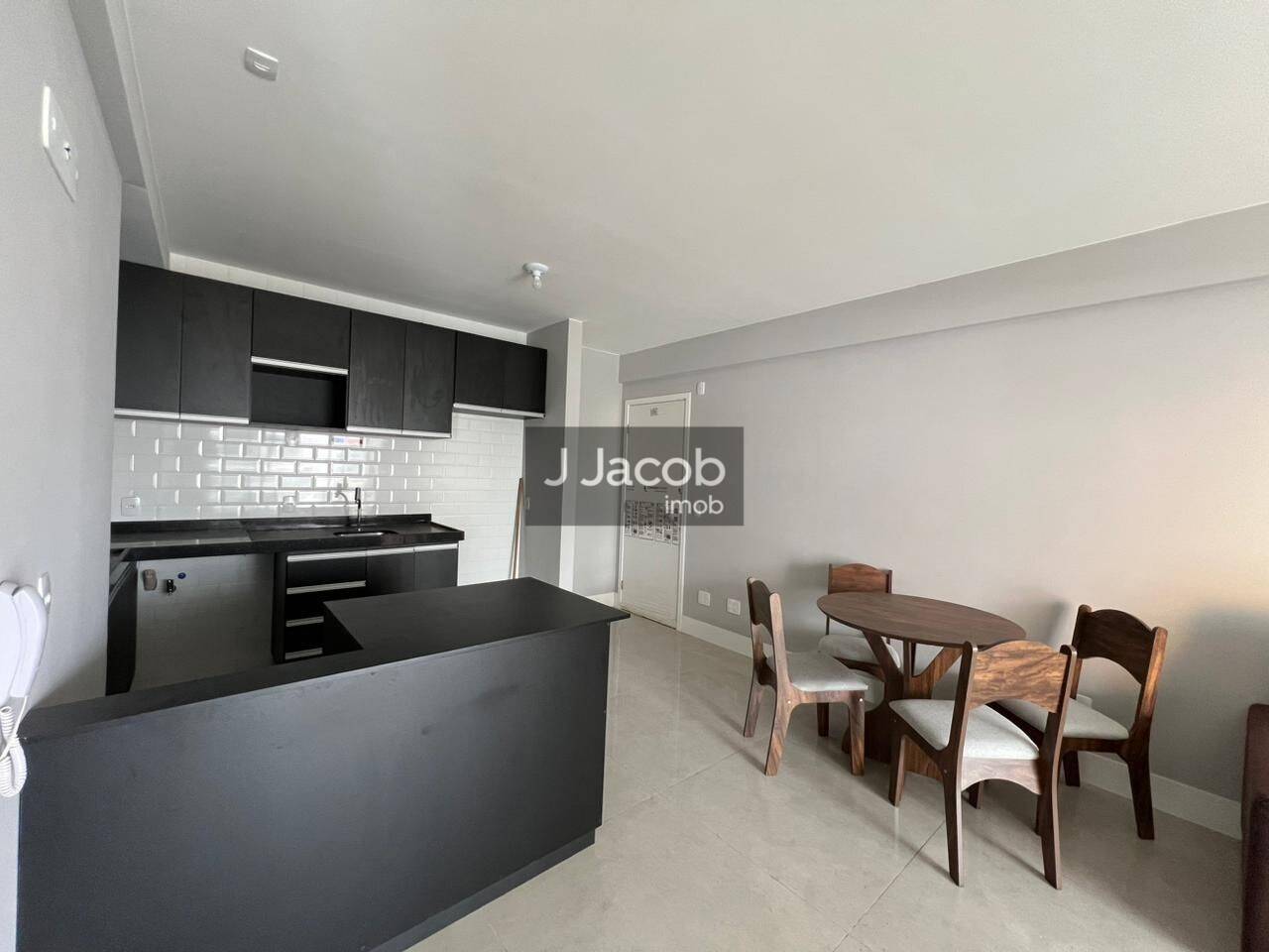 Imagem Apartamento com 2 Quartos para Alugar, 90 m²em Umarizal - Belém