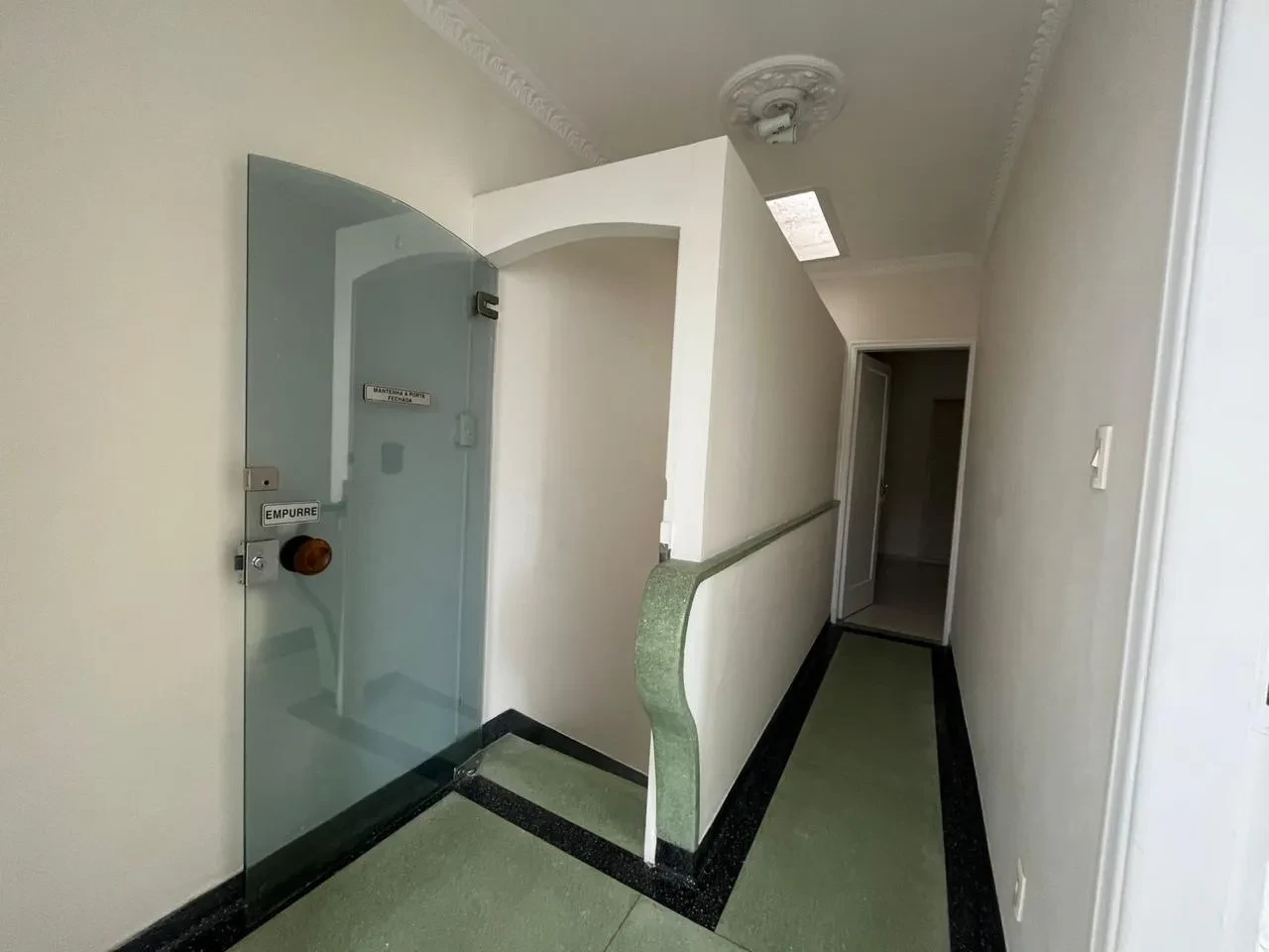 Foto do imóvel: Imóvel Comercial para Alugar, 100 m² em Vila Mathias - Santos