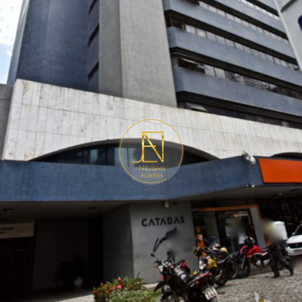 Sala Comercial à Venda, 211 m² em Caminho das Árvores - Salvador