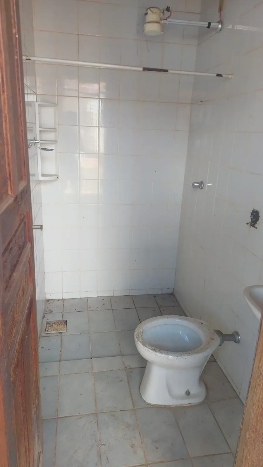 Imagem Casa com 3 Quartos para Alugar, 250 m² em Jardim das Américas - Cuiabá