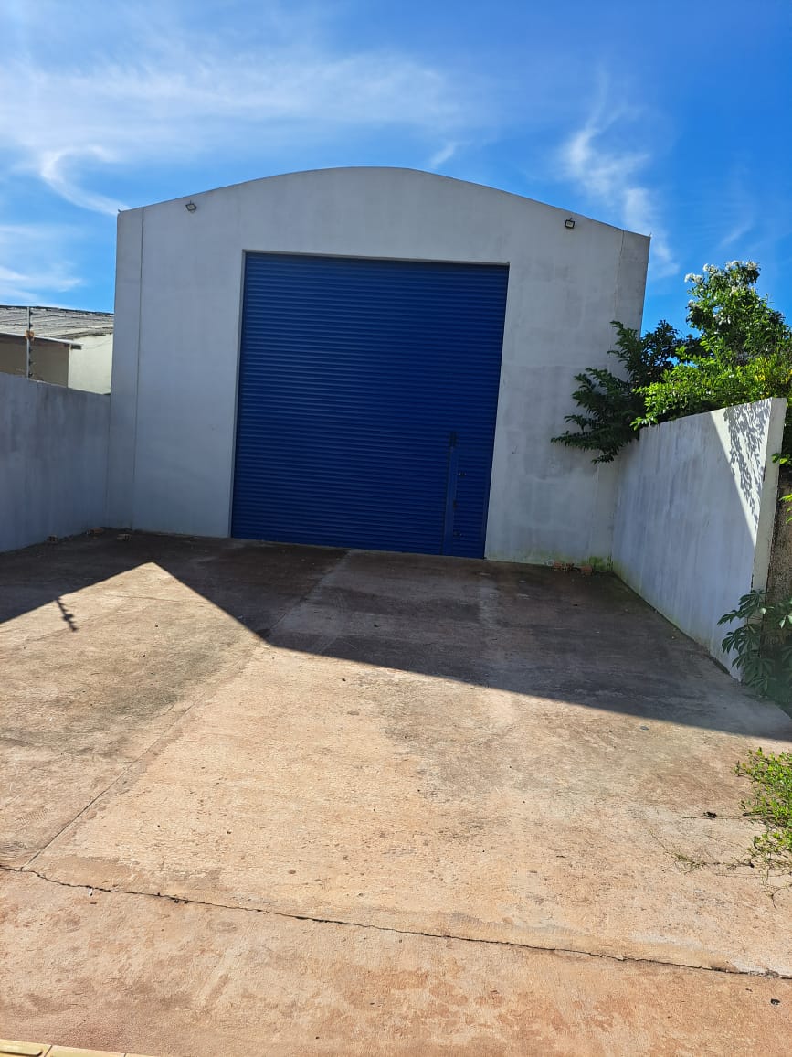 Imagem Galpão para Alugar, 248 m²em Jardim Santarém - Santarém