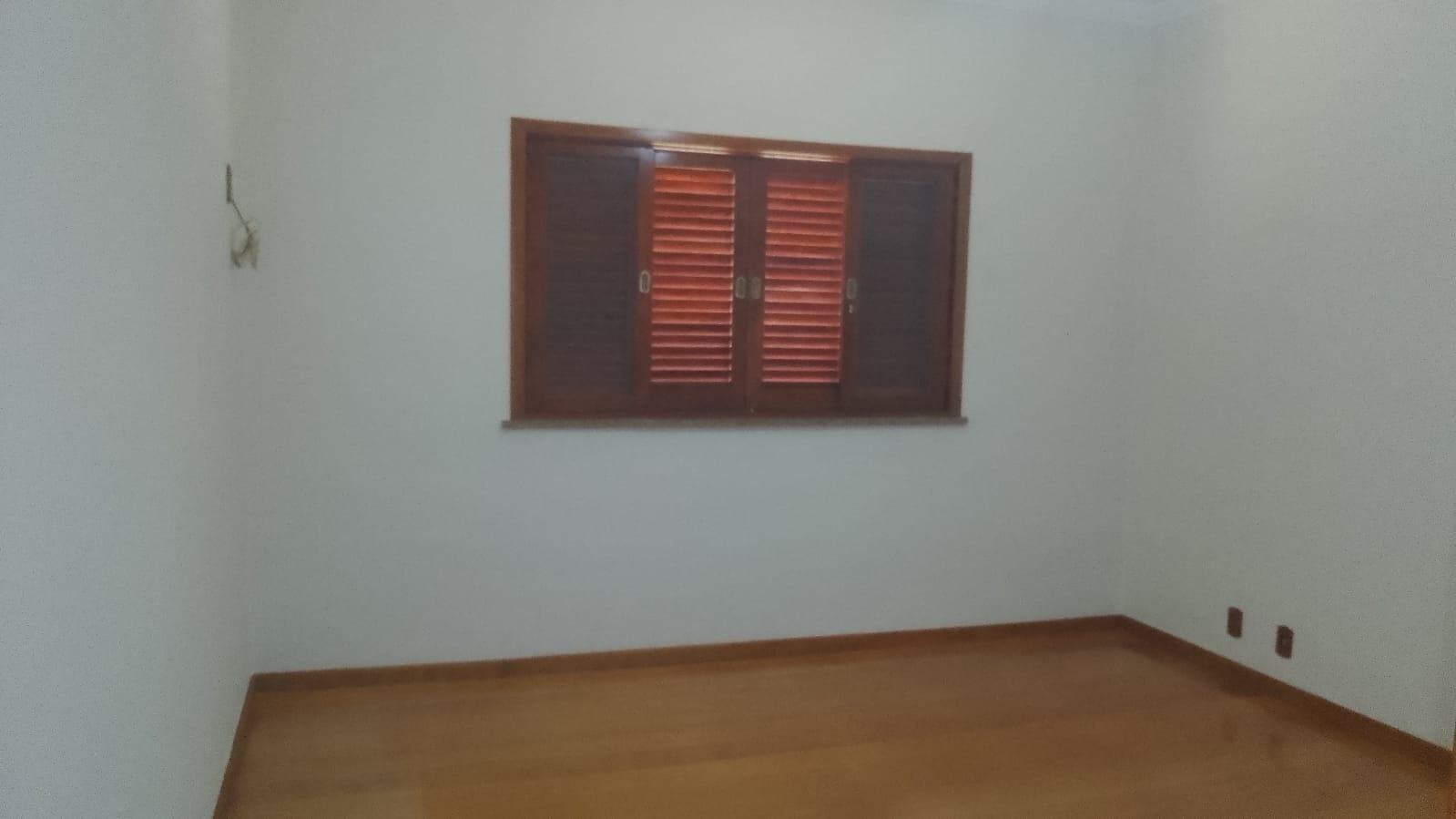 Imagem Casa de Condomínio com 3 Quartos à Venda, 277 m² em Prata - Teresópolis