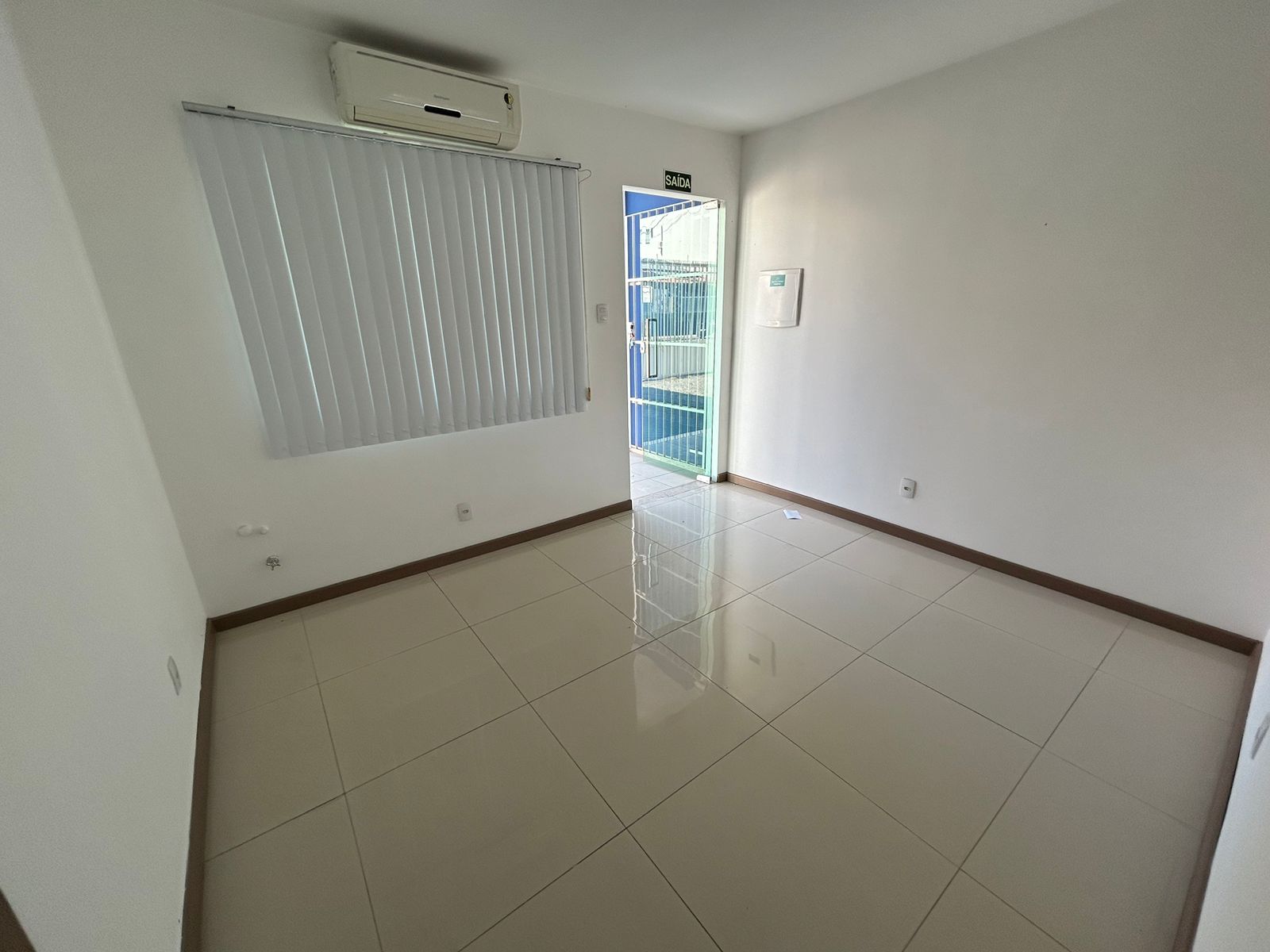 Imagem Galpão para Alugar, 380 m²em Centro de Vila Velha - Vila Velha
