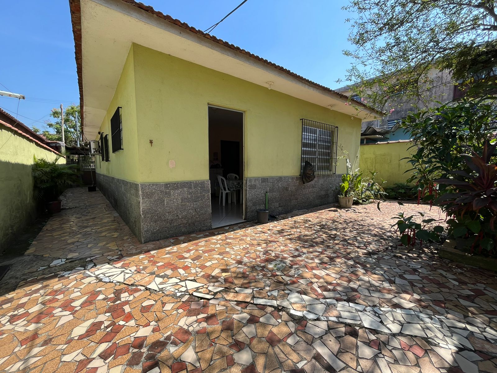 Imagem Casa com 2 Quartos à Venda, 22500 metros em Jardim Casqueiro - Cubatão