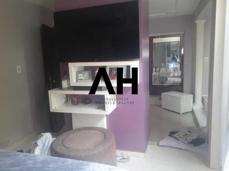 Imagem Casa com 4 Quartos à Venda, 250 m²em Maria Turri - Rio das Ostras