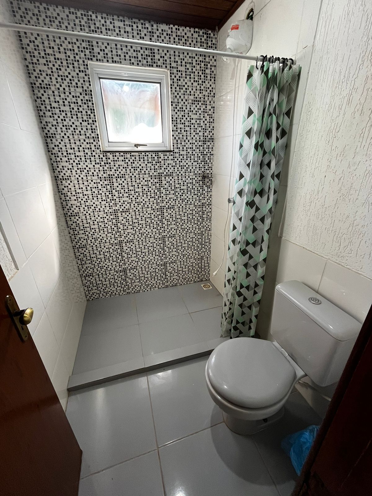 Foto do imóvel: Sobrado com 2 Quartos para Alugar, 70 m² em Sol e Mar - Macaé