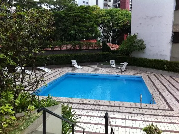 Imagem Apartamento com 3 Quartos à Venda, 240 m²em Campo Belo - São Paulo