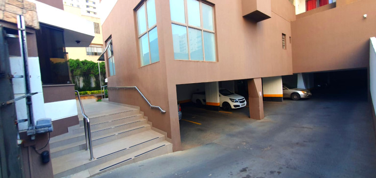 Imagem Apartamento com 2 Quartos à Venda ou Locação, 78 m²em Centro - Londrina