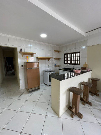 Imagem Casa com 2 Quartos à Venda, 132 m² em Jd. Regina - Itanhaém
