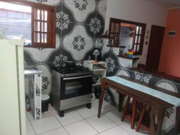 Imagem Casa com 2 Quartos à Venda, 70 m² em Jd. Umuarama - Itanhaém