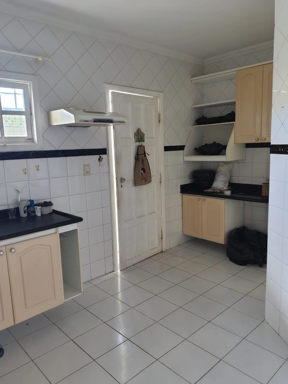 Foto do imóvel: Casa de Condomínio com 4 Quartos à Venda, 180 m² em Stella Maris - Salvador