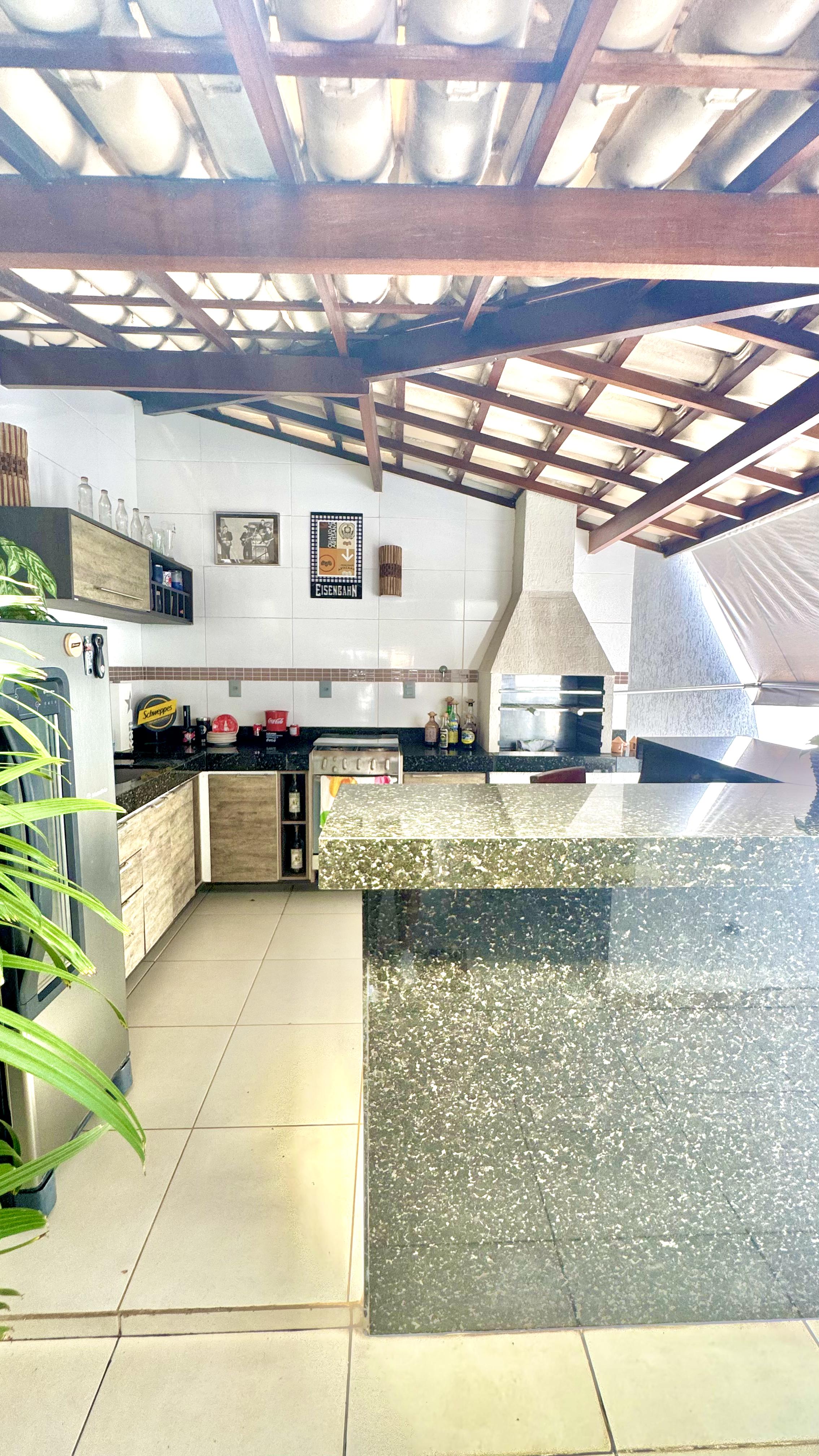 Imagem Casa de Condomínio com 5 Quartos à Venda, 320 m² em Buraquinho - Lauro de Freitas