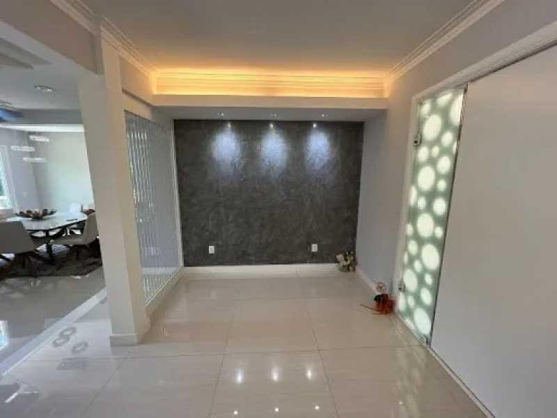 Casa de Condomínio com 5 Quartos à Venda, 308 m²em Sapê - Niterói