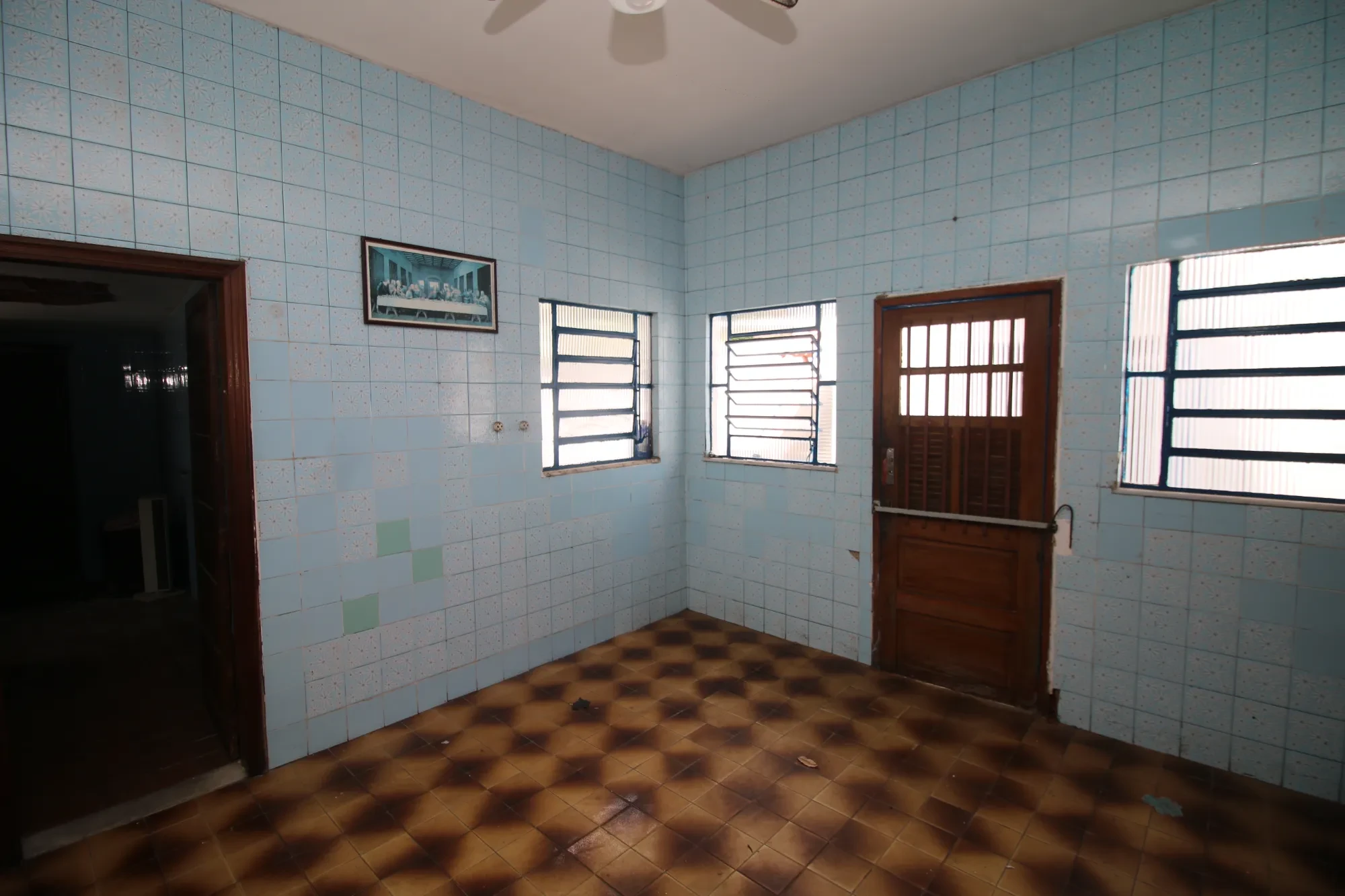 Foto do imóvel: Casa com 6 Quartos à Venda, 245 m² em Brás de Pina - Rio de Janeiro