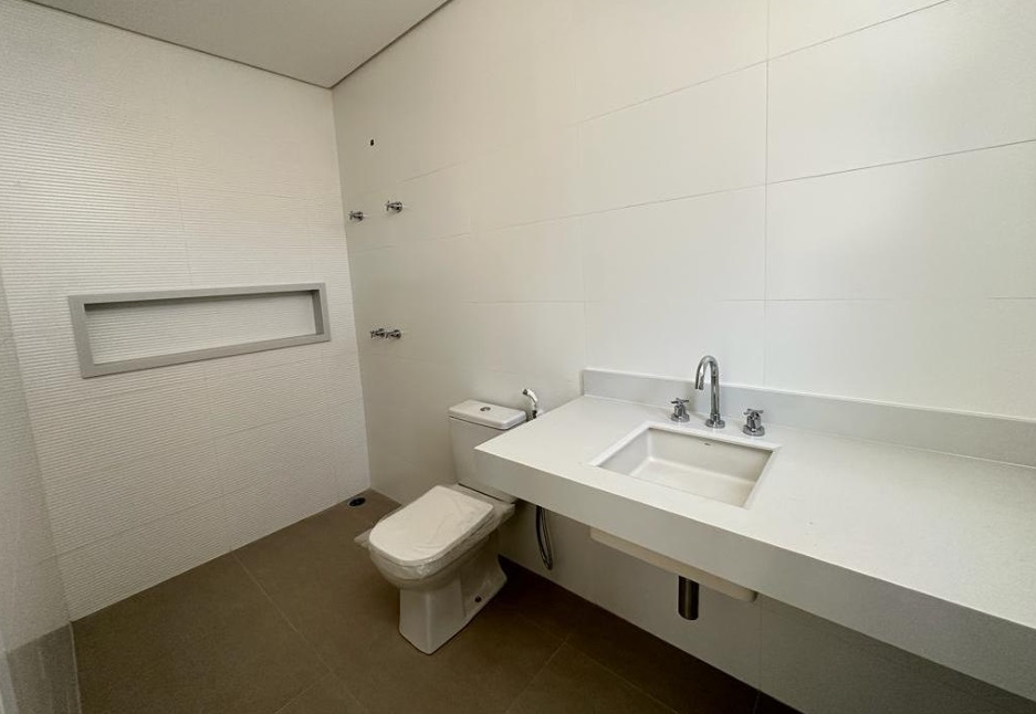 Imagem Casa de Condomínio com 3 Quartos à Venda, 472 m² em Jardim dos Estados - São Paulo