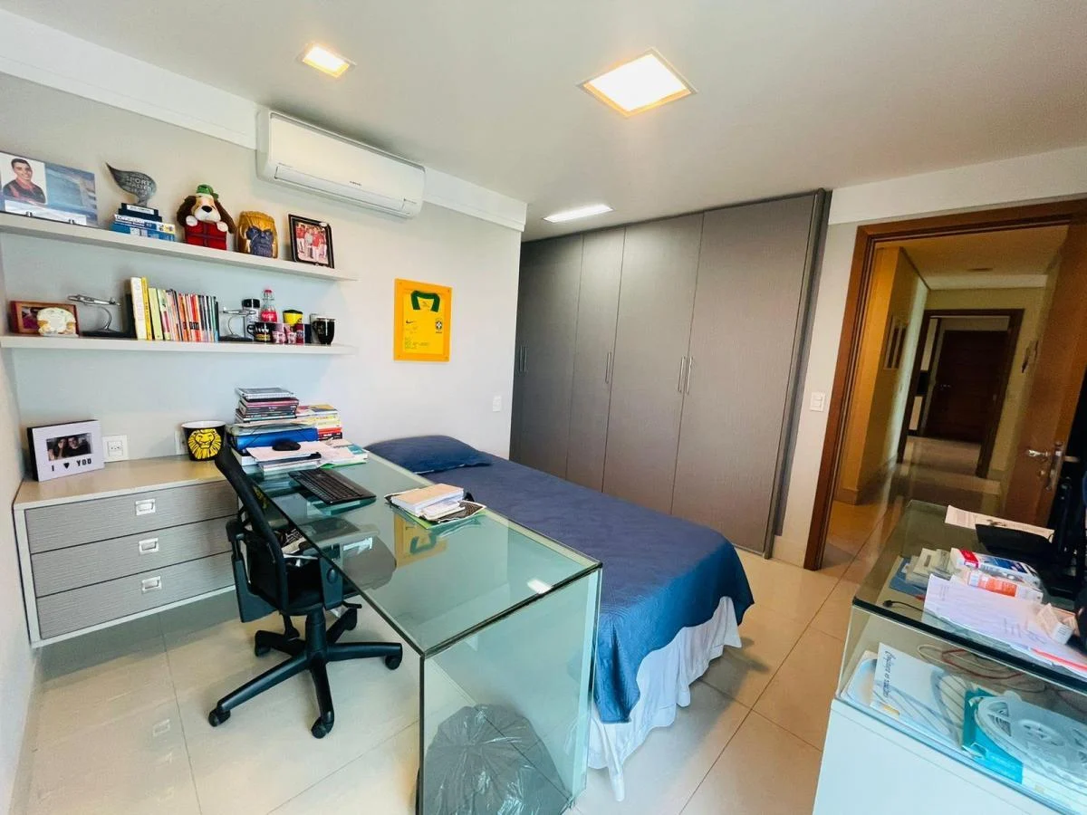 Imagem Apartamento com 3 Quartos à Venda, 250 m²em Areia Preta - Natal