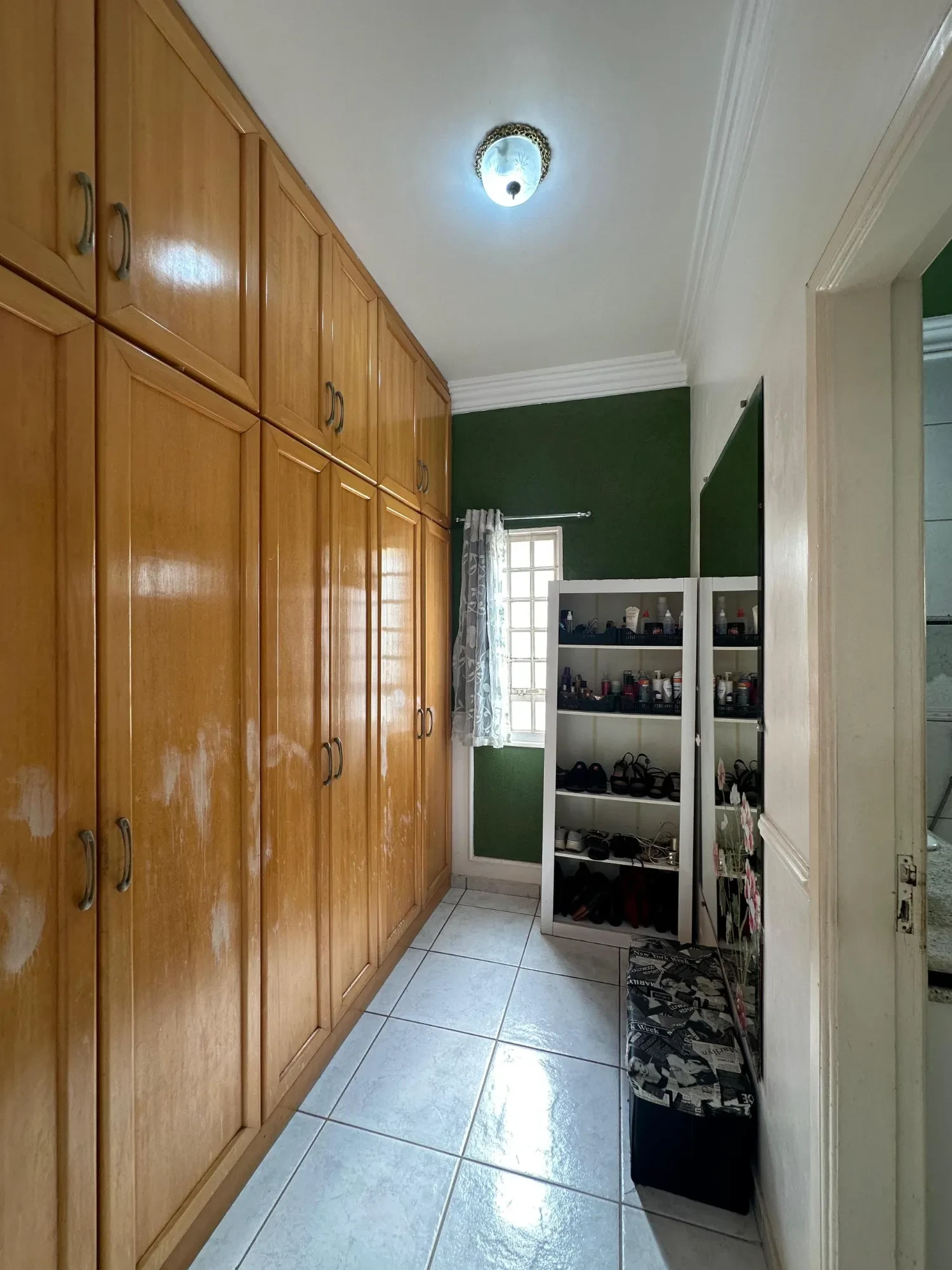 Imagem Casa com 3 Quartos à Venda ou Locação, 247 m² em Jardim Itália - Cuiabá