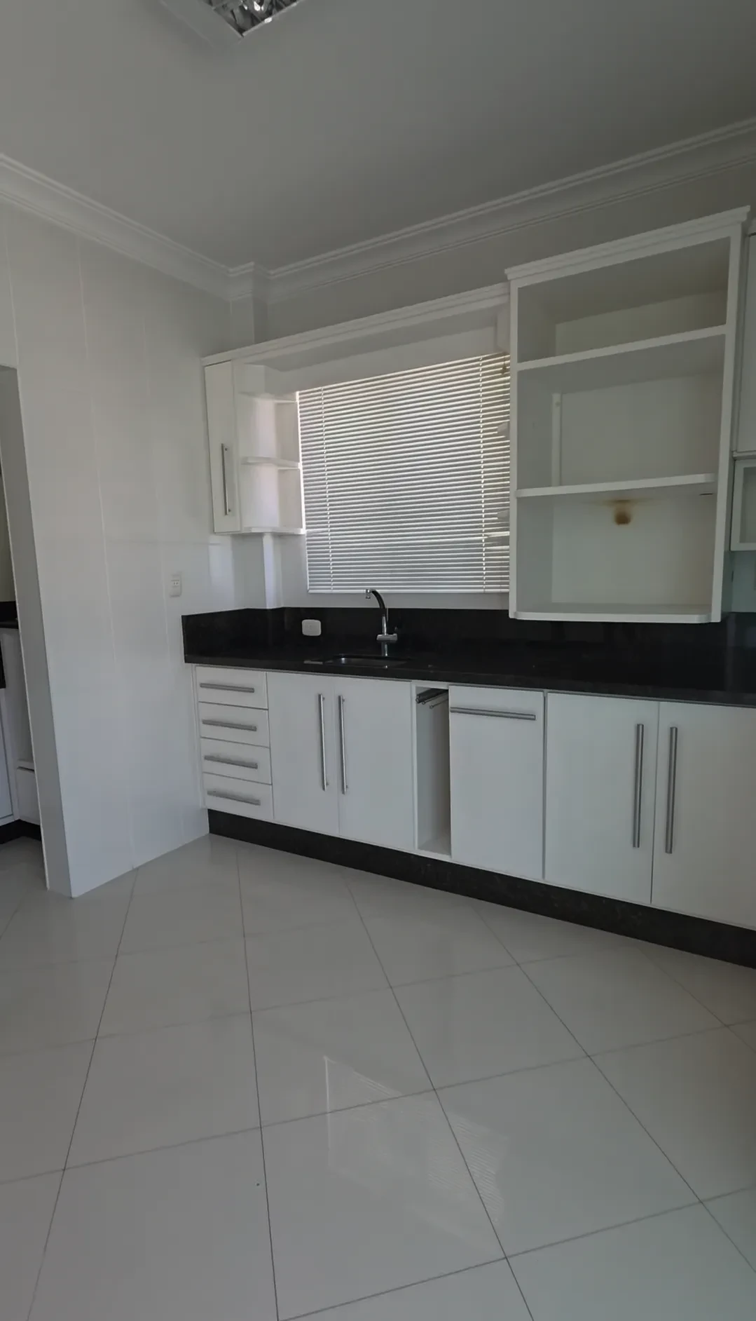 Imagem Apartamento com 3 Quartos à Venda, 130 m² em Itapema - Itapema