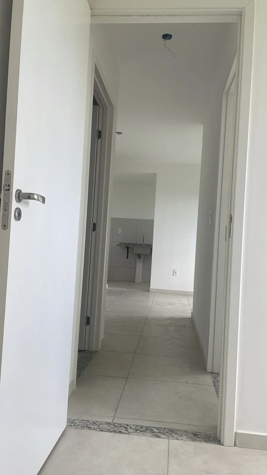 Imagem Apartamento com 2 Quartos à Venda, 45 metros em Caxangá - Recife