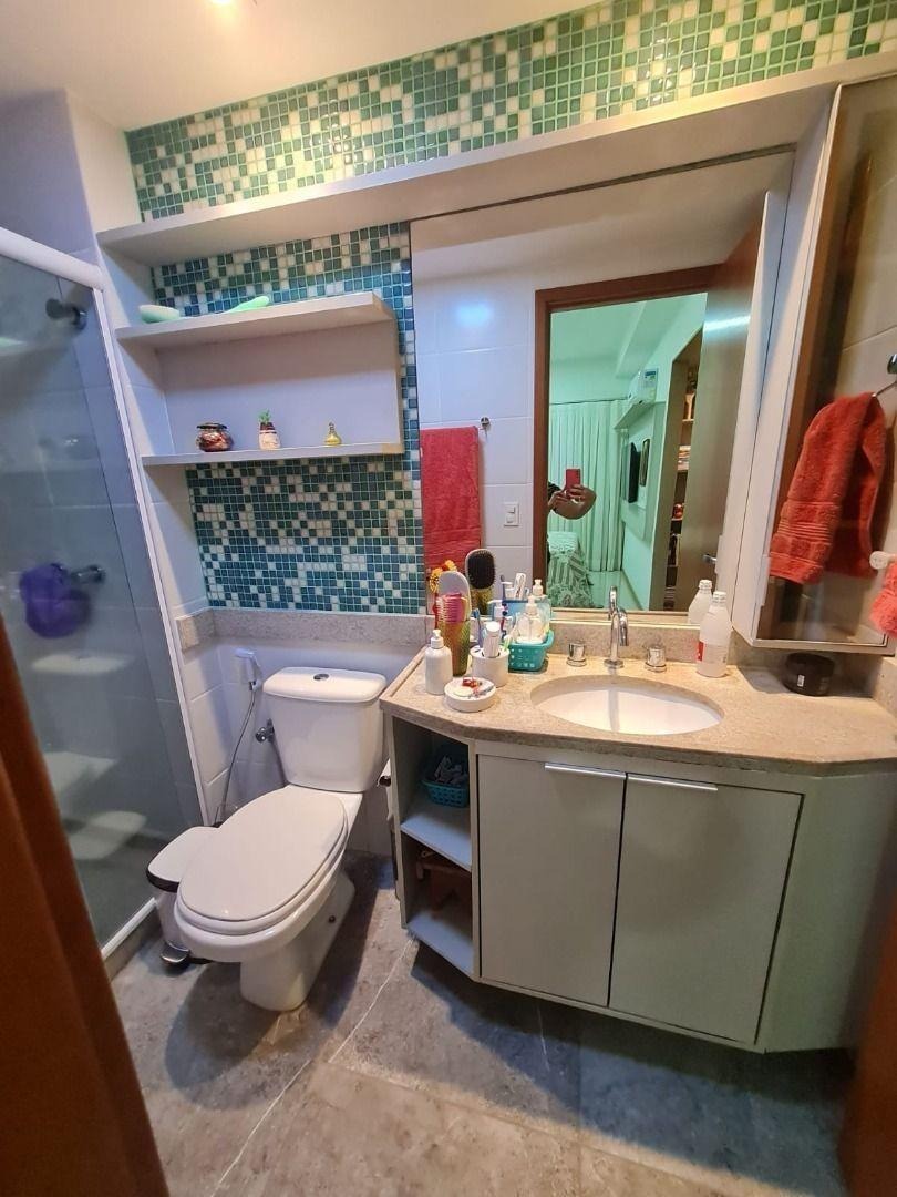 Imagem Apartamento com 4 Quartos à Venda, 131 m²em Camboinhas - Niterói